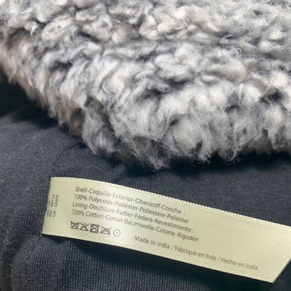 FREE‎ PEOPLE  |  Sherpa Pullover Cowl - Picture 6 of 9